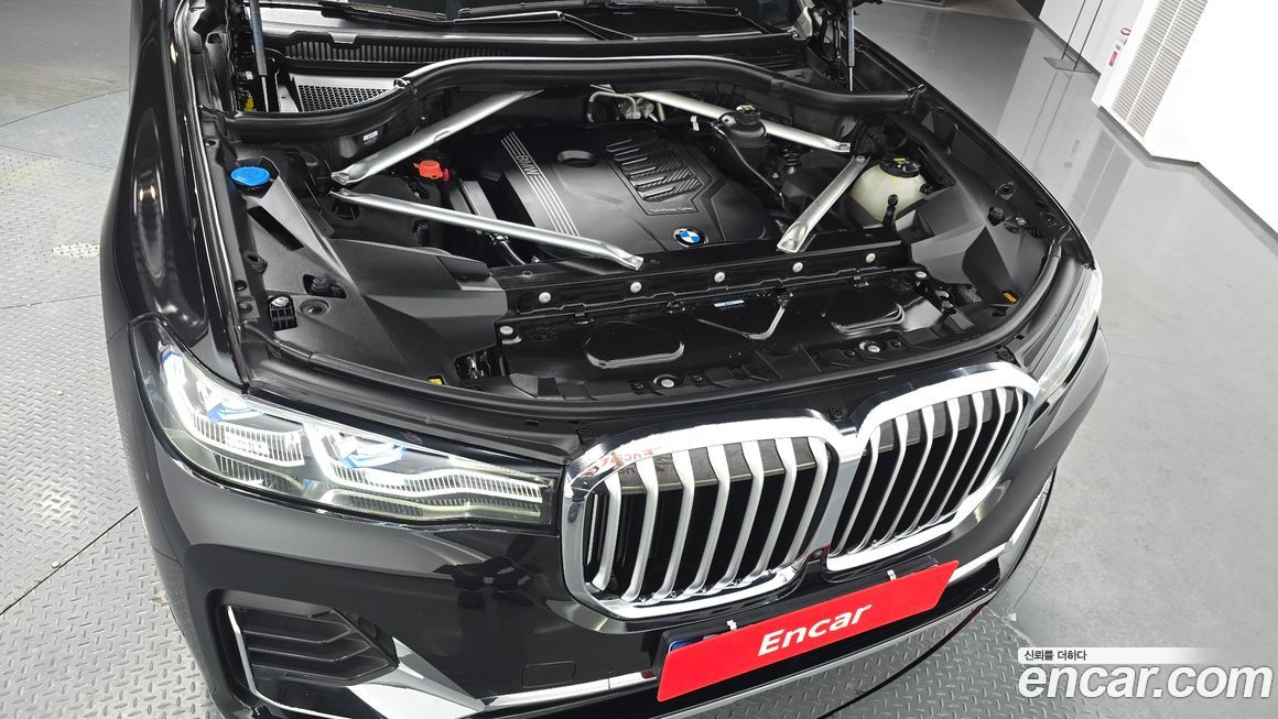 BMW X7 2021