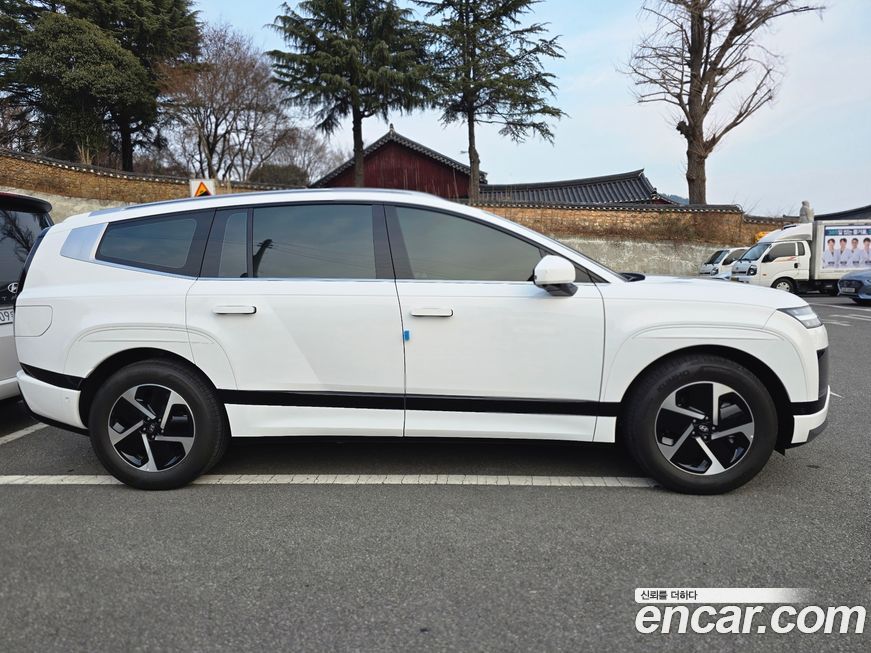 Hyundai Ioniq9 2025