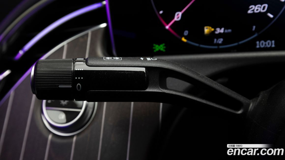 Mercedes-Benz E-Class 2025