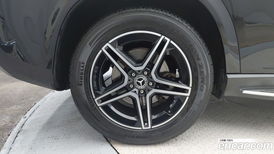 Mercedes-Benz GLE-Class 2020