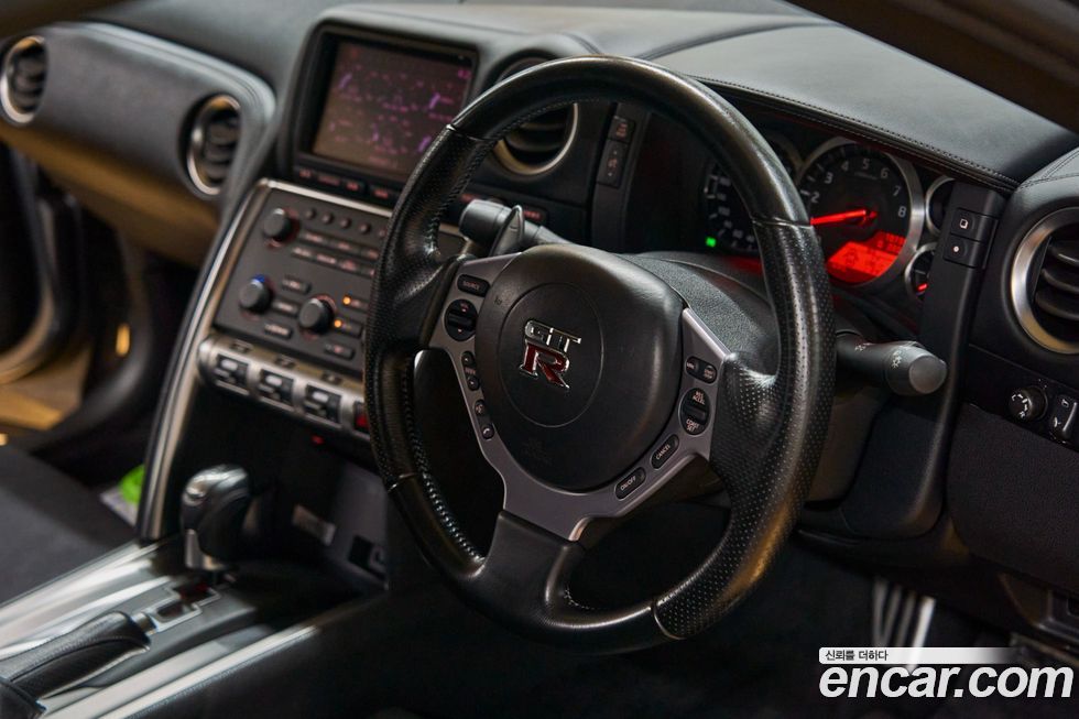 Nissan GT-R 2008