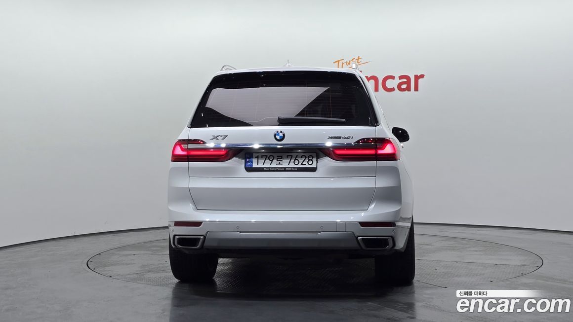 BMW X7 2022