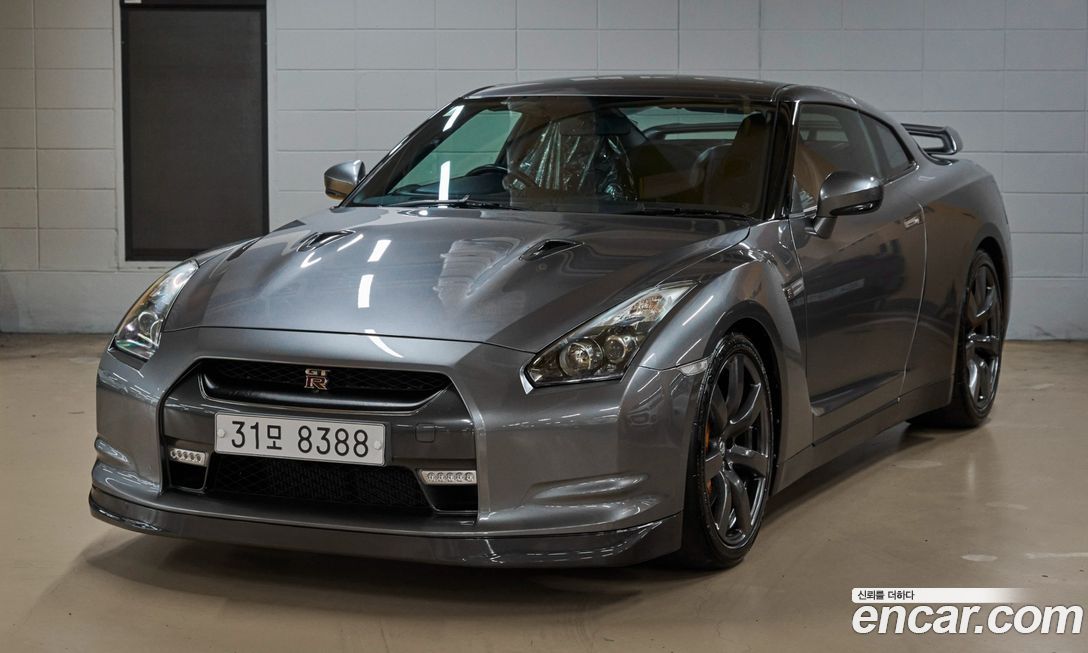 Nissan GT-R 2008