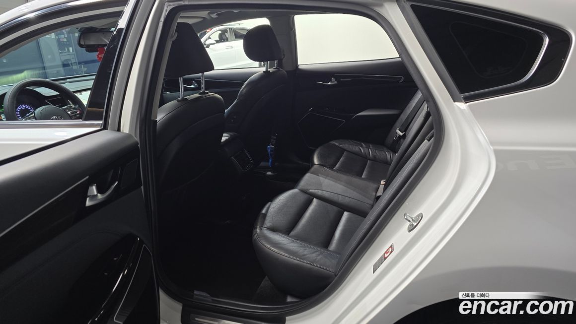 Kia K7 2017