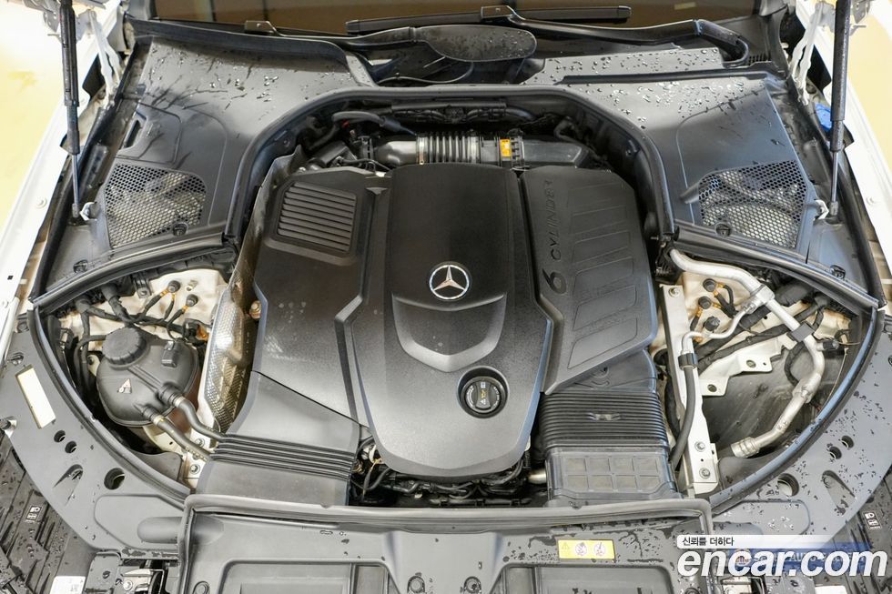 Mercedes-Benz S-Class 2022