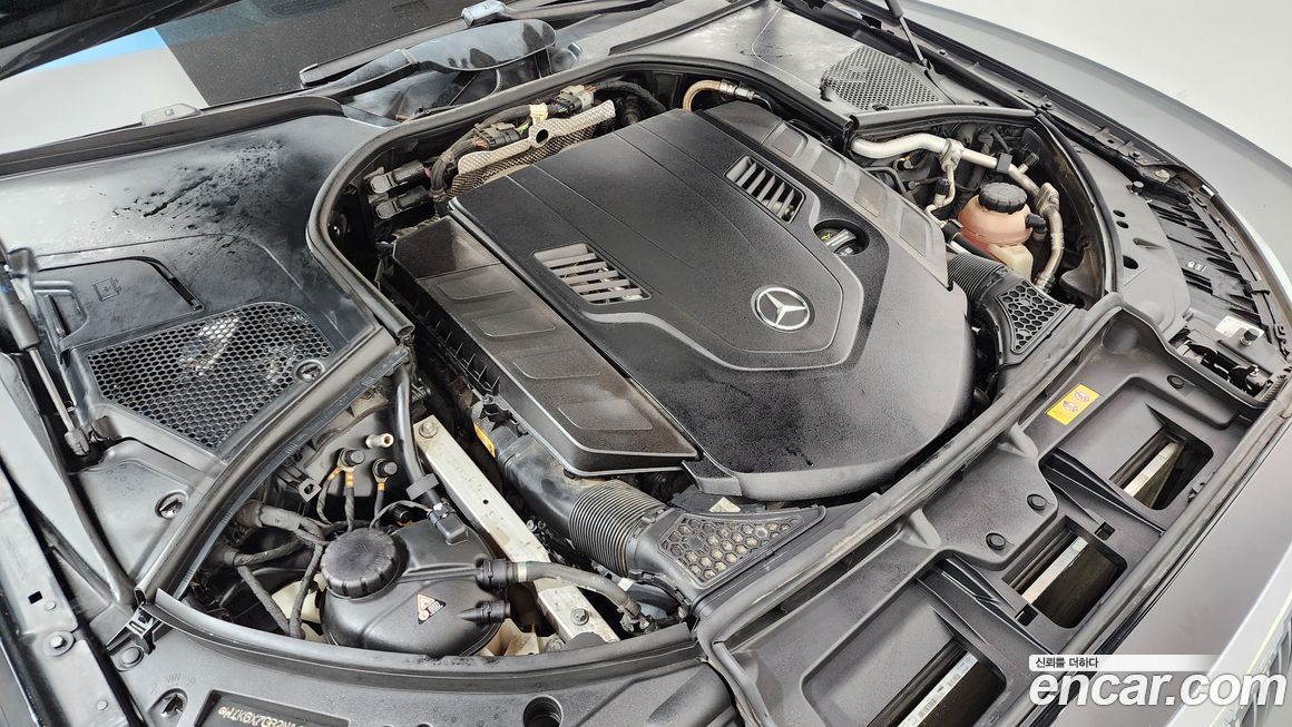 Mercedes-Benz S-Class 2022