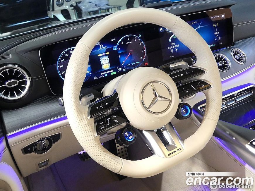 Mercedes-Benz AMG GT 2023