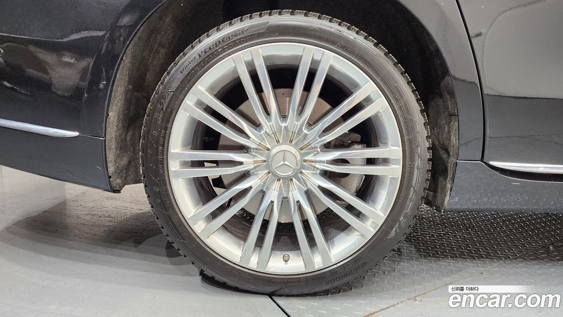 Mercedes-Benz S-Class 2022
