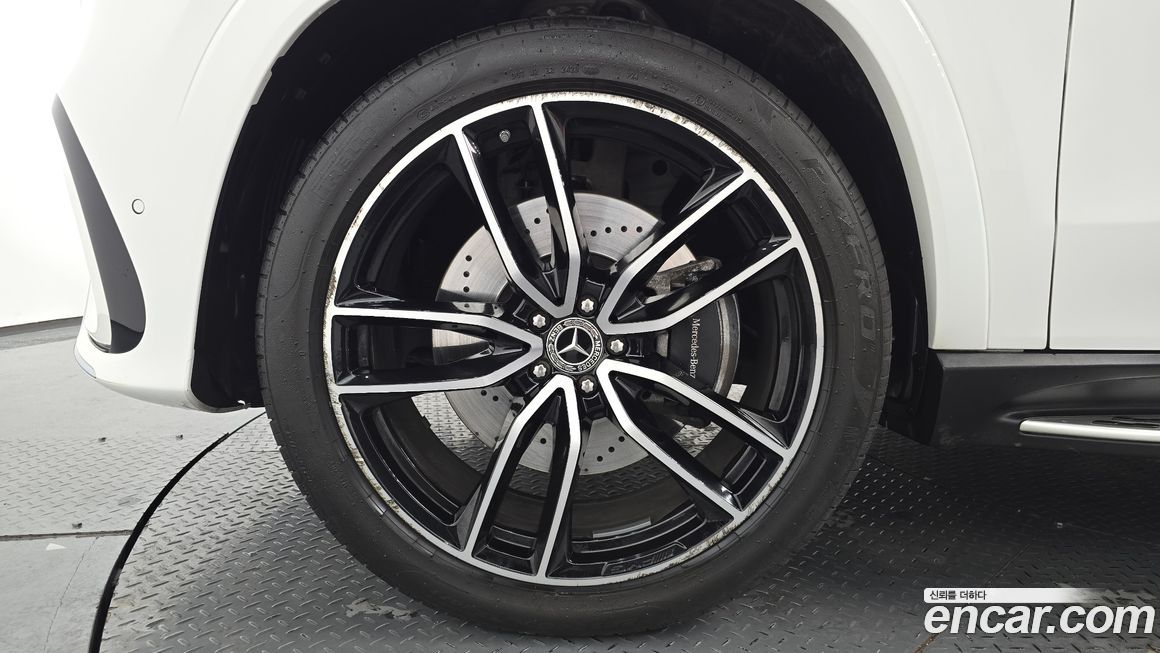 Mercedes-Benz GLS-Class 2024