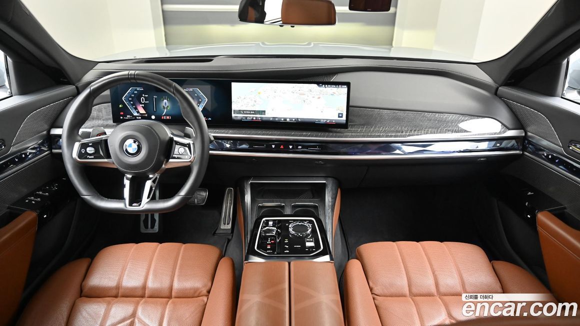 BMW 7-Series 2024