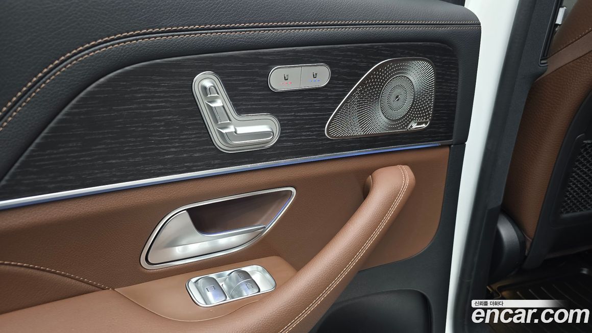 Mercedes-Benz GLS-Class 2024