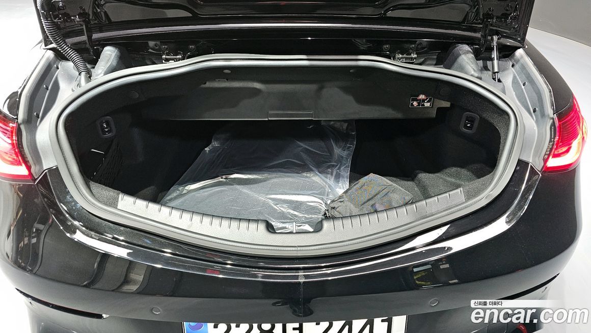 Mercedes-Benz CLE-Class 2025