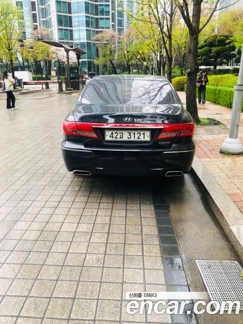 Hyundai Grandeur 2010