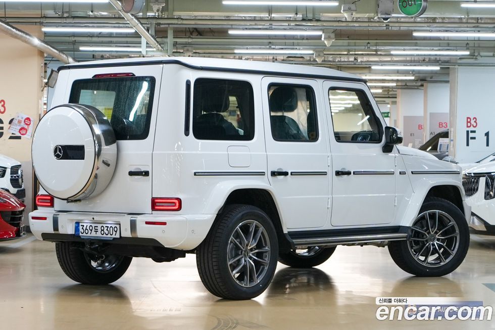 Mercedes-Benz G-Class 2026