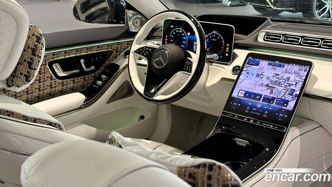 Mercedes-Benz S-Class 2023