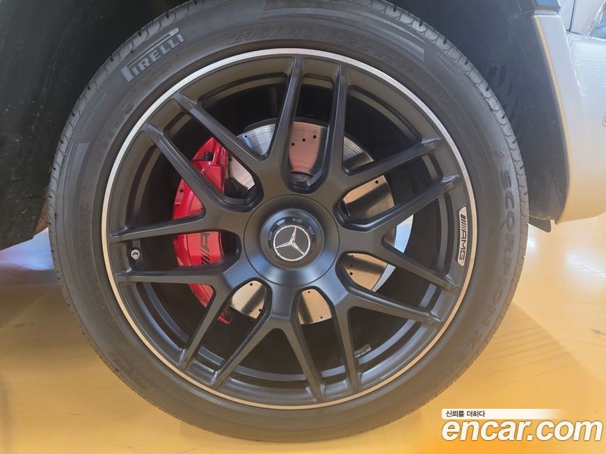 Mercedes-Benz G-Class 2021