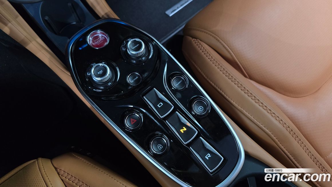 Mclaren GT 2023