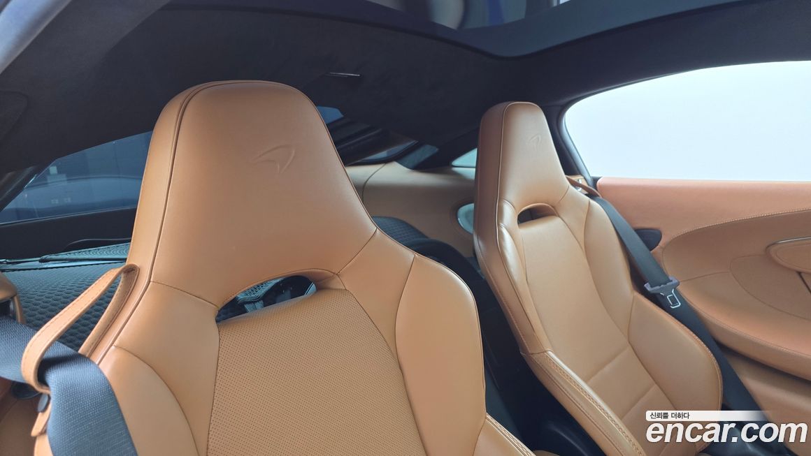 Mclaren GT 2023