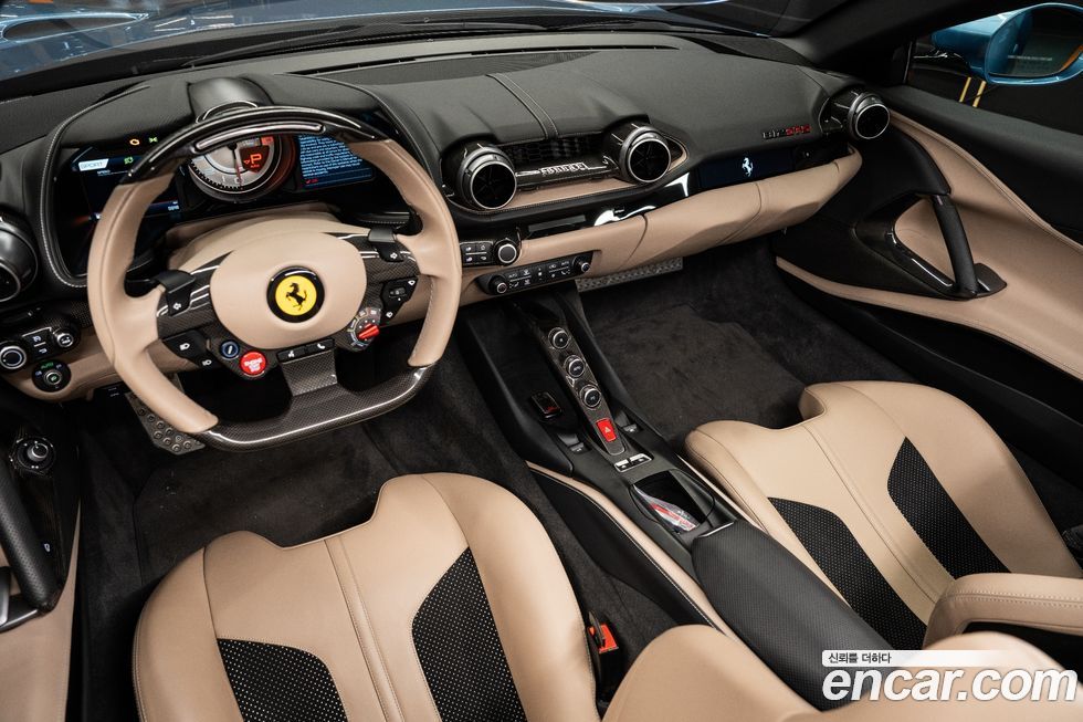 Ferrari 812 2021
