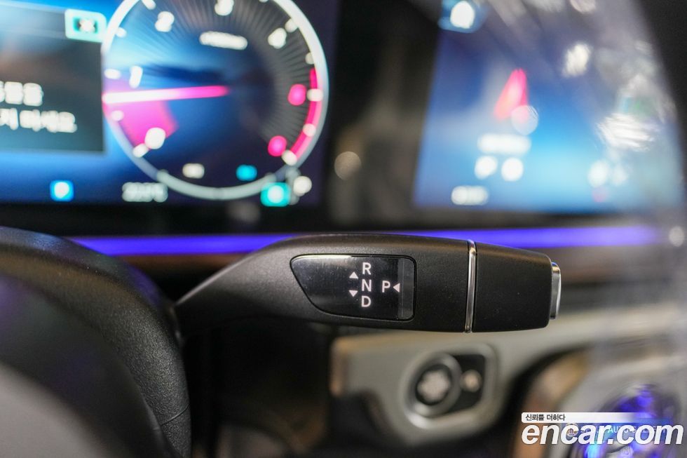 Mercedes-Benz G-Class 2026