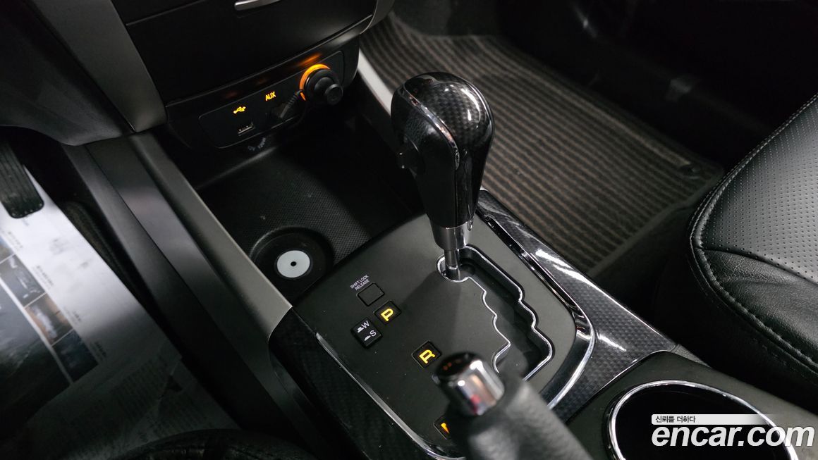 KG_Mobility_Ssangyong KORANDO 2012