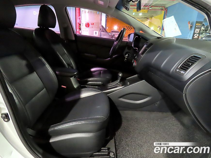 Kia K3 2013