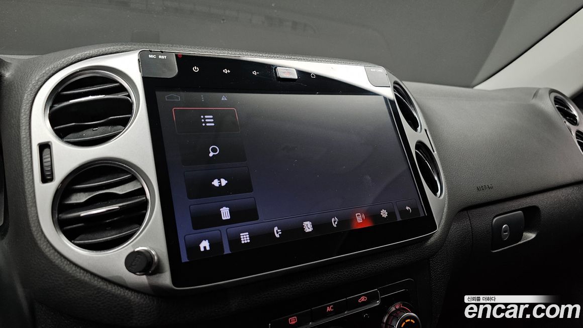 Volkswagen Tiguan 2011