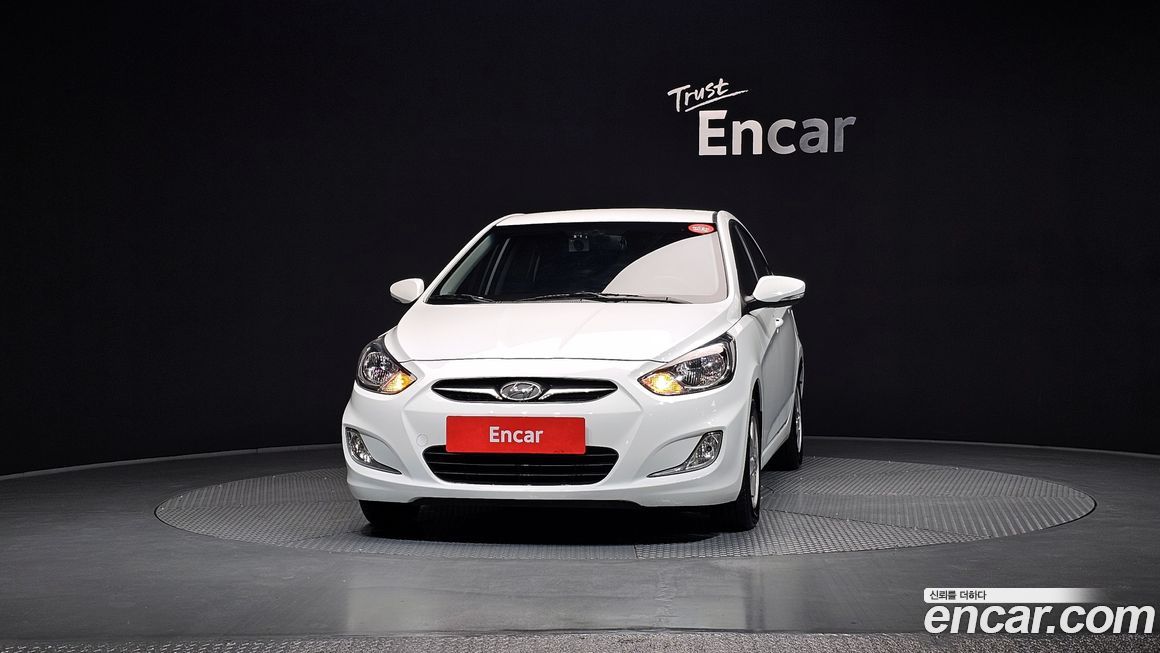 Hyundai Accent 2012