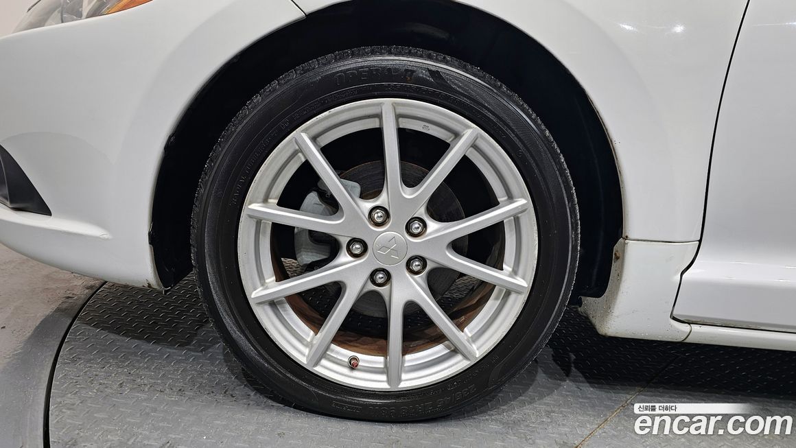 Mitsubishi Eclipse 2009