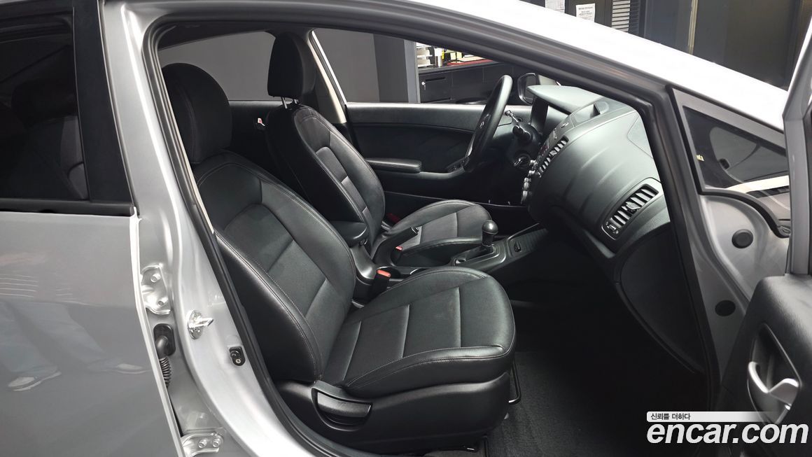 Kia K3 2015