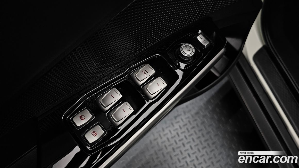 KG_Mobility_Ssangyong TIBOLI 2016