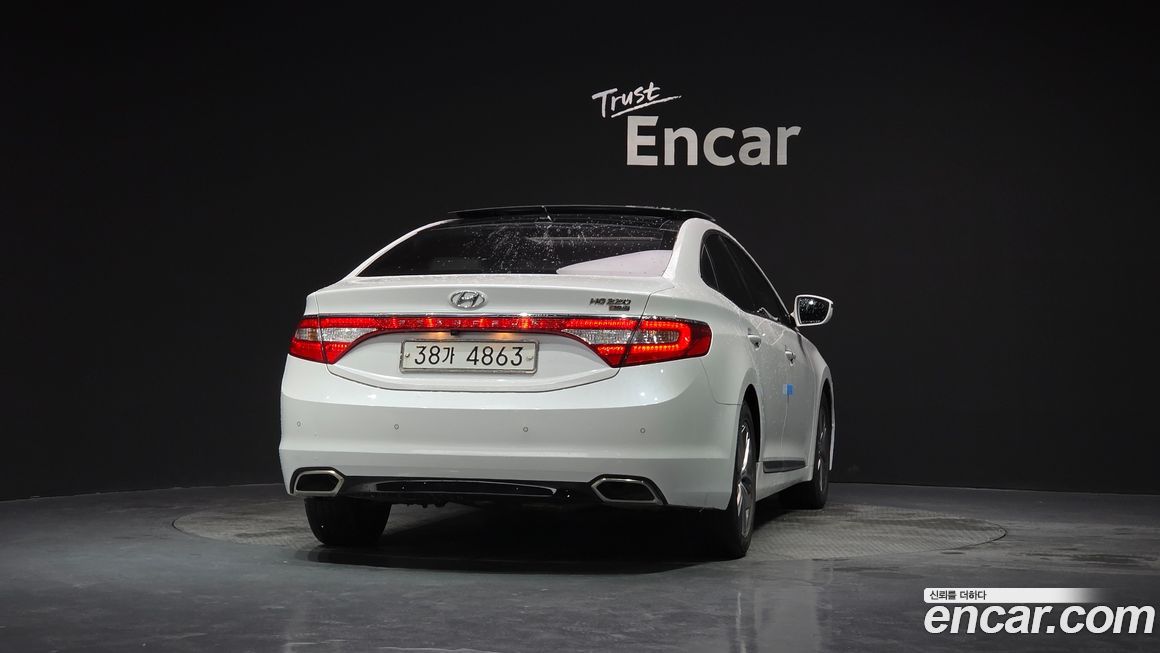 Hyundai Grandeur 2015