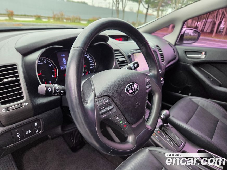 Kia K3 2014