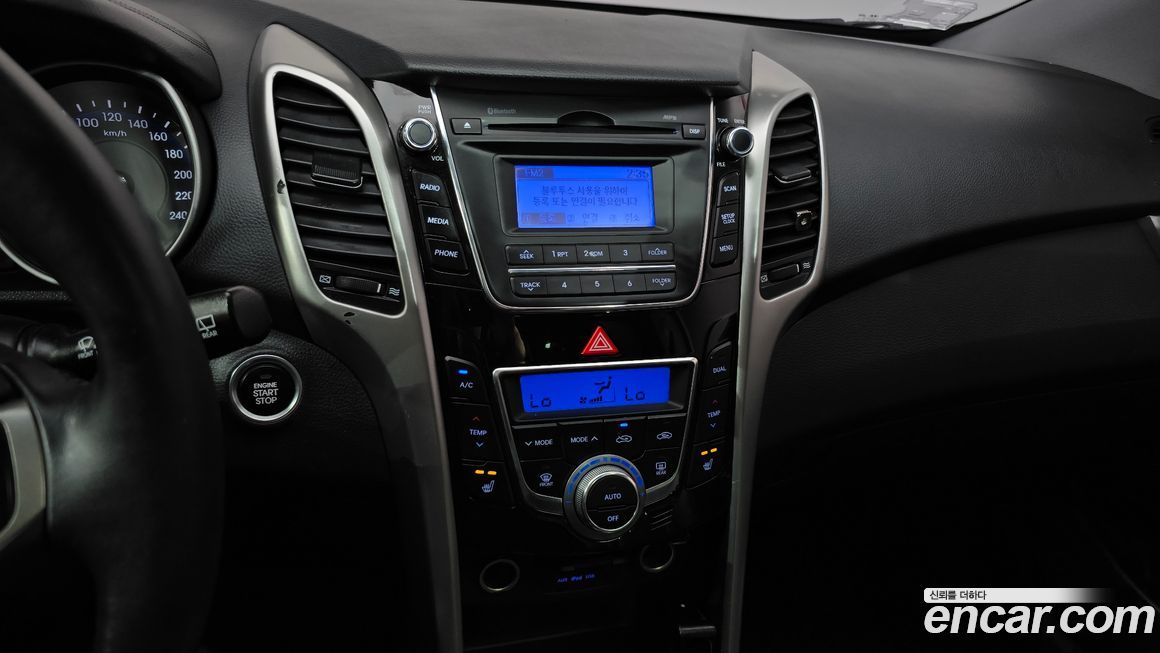 Hyundai i30 2016