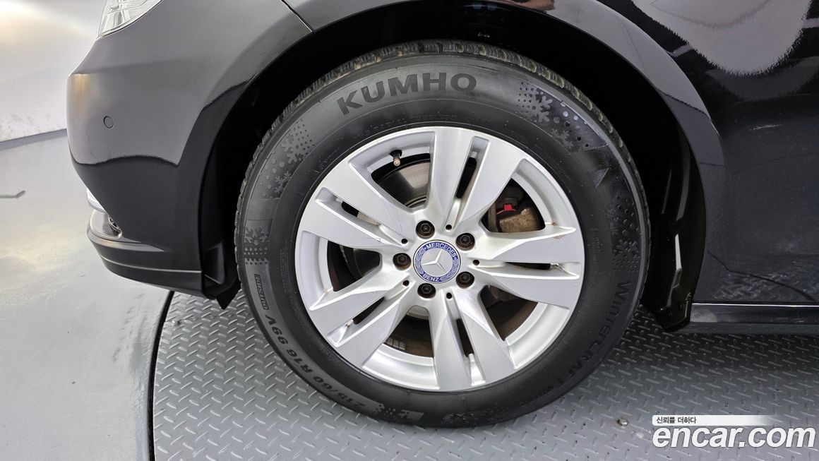 Mercedes-Benz E-Class 2013