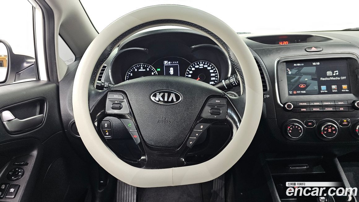 Kia K3 2018