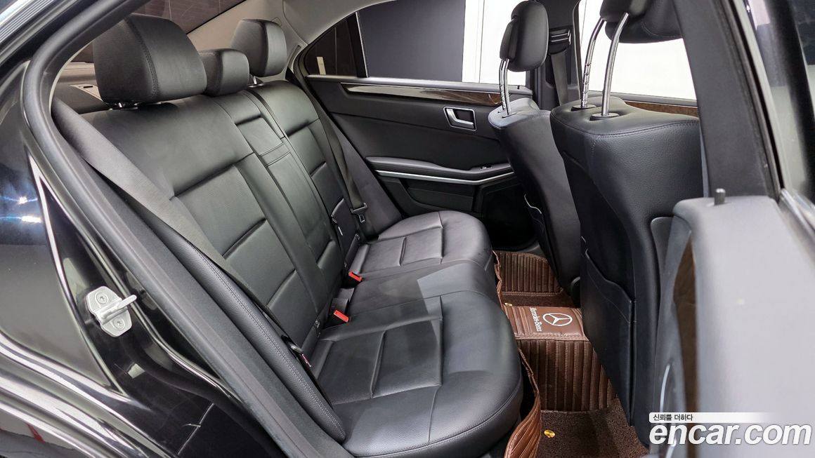 Mercedes-Benz E-Class 2013