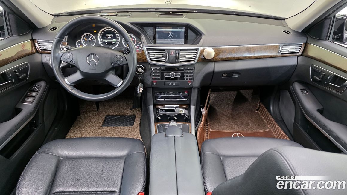 Mercedes-Benz E-Class 2013