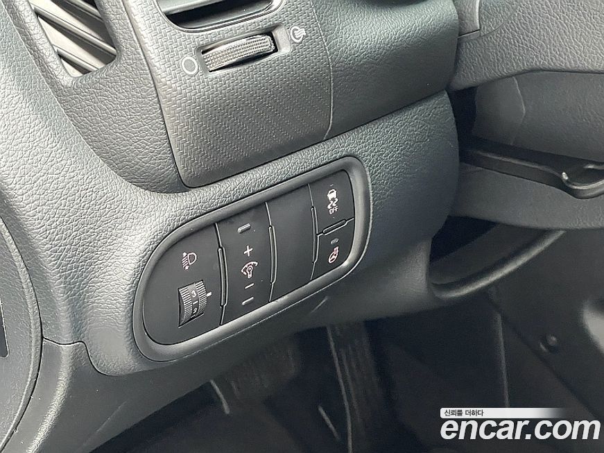 Kia K3 2016