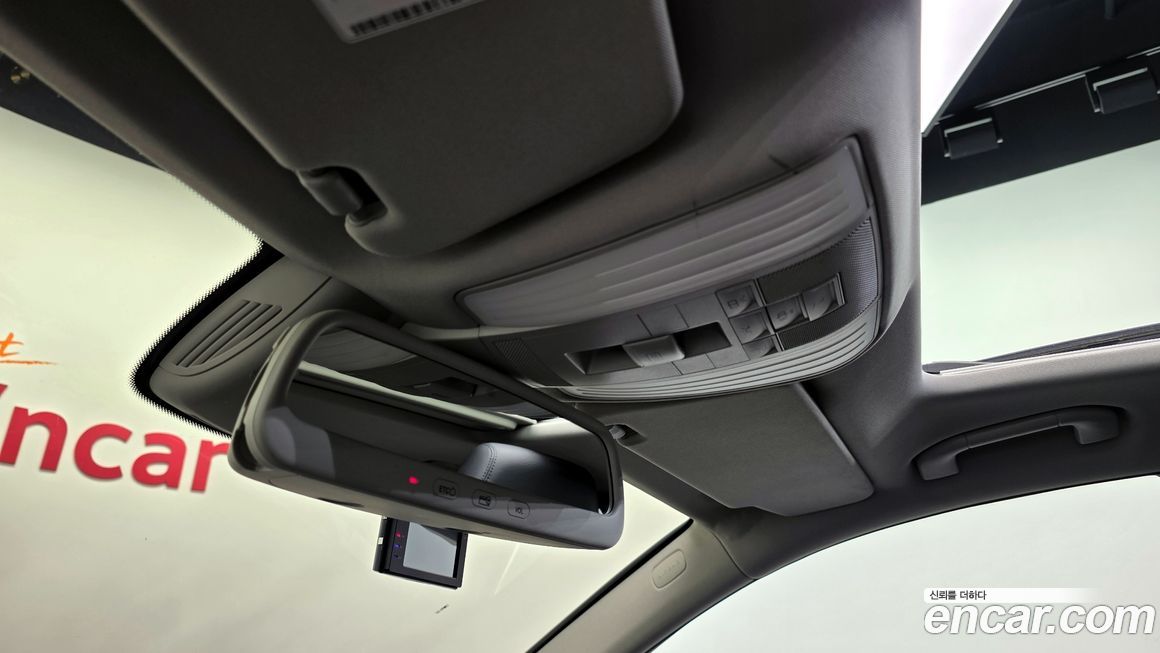 Mercedes-Benz E-Class 2013