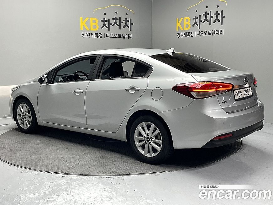 Kia K3 2016