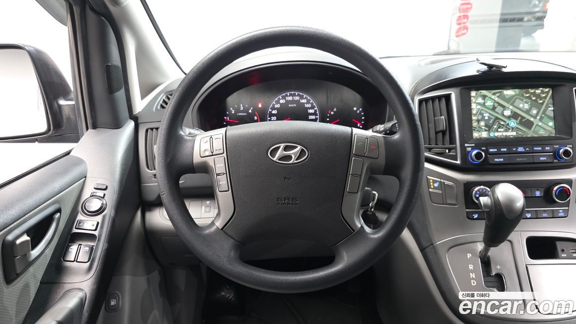 Hyundai Starex 2016