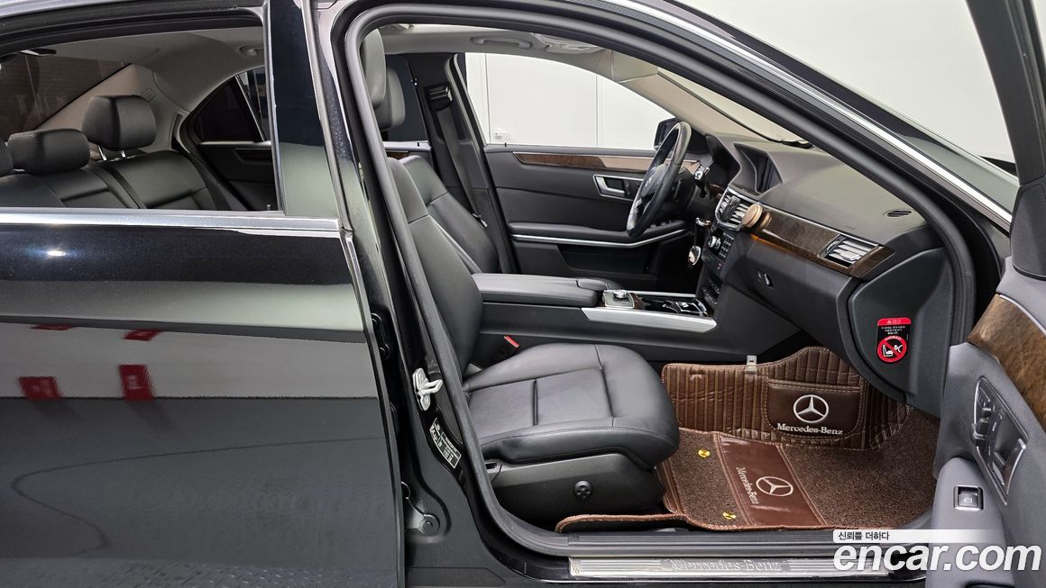 Mercedes-Benz E-Class 2013