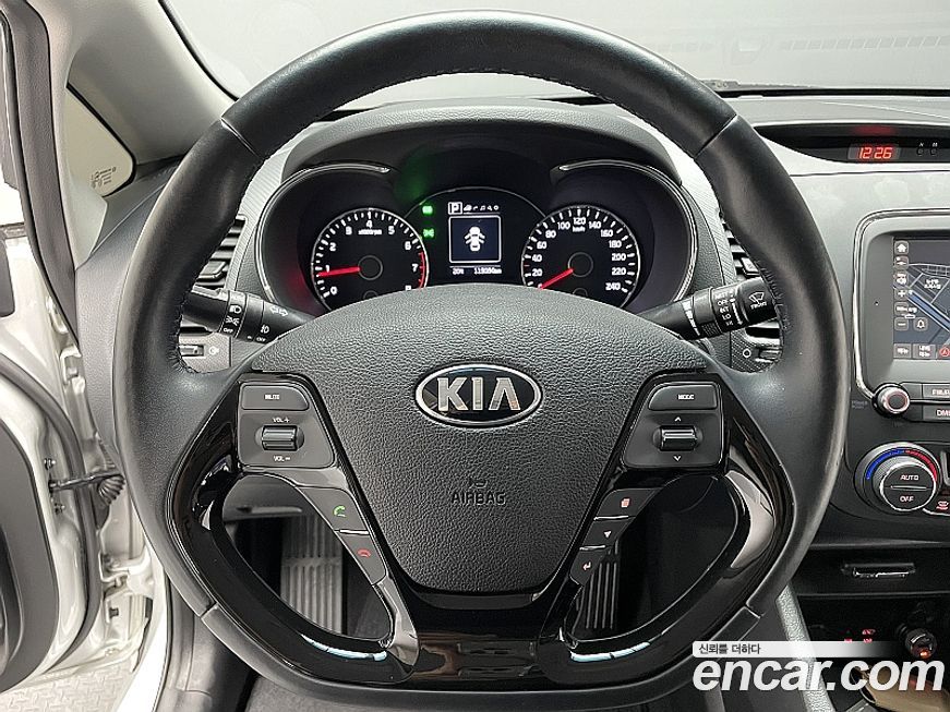 Kia K3 2016
