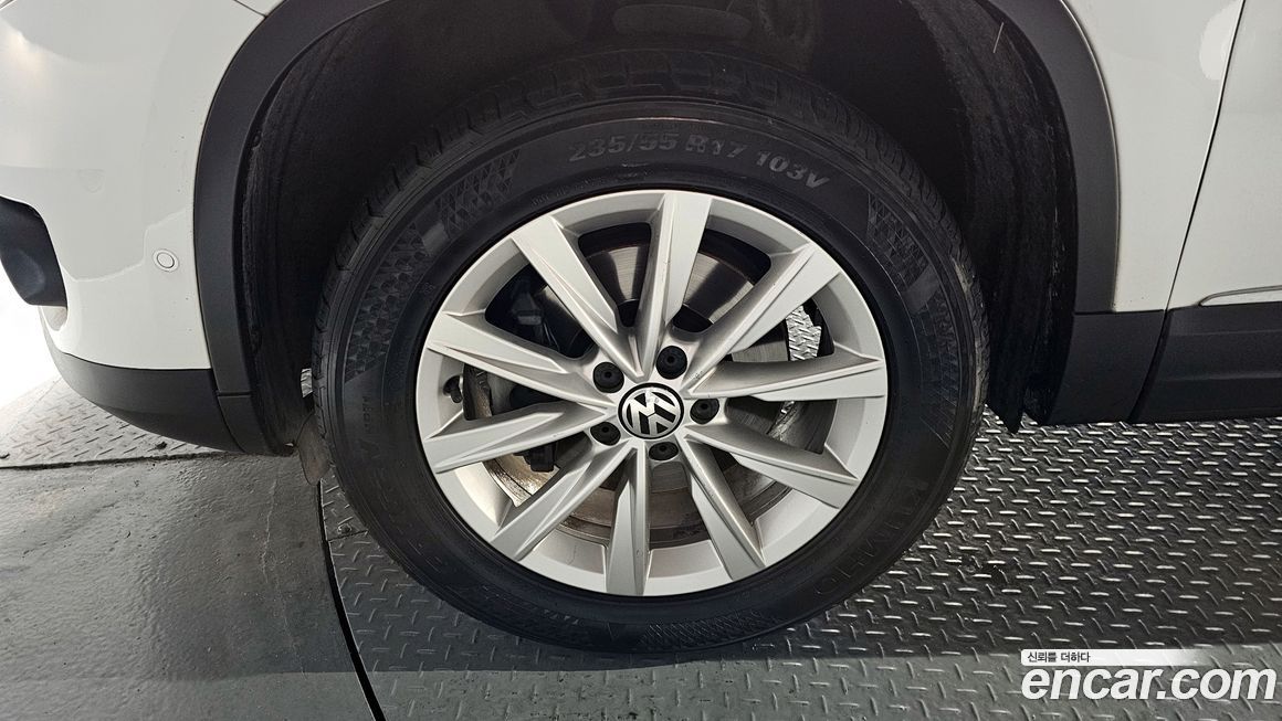 Volkswagen Tiguan 2015