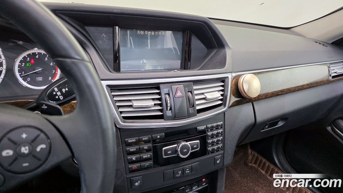 Mercedes-Benz E-Class 2013