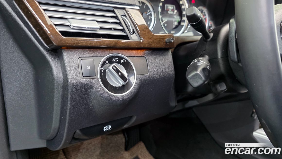 Mercedes-Benz E-Class 2013