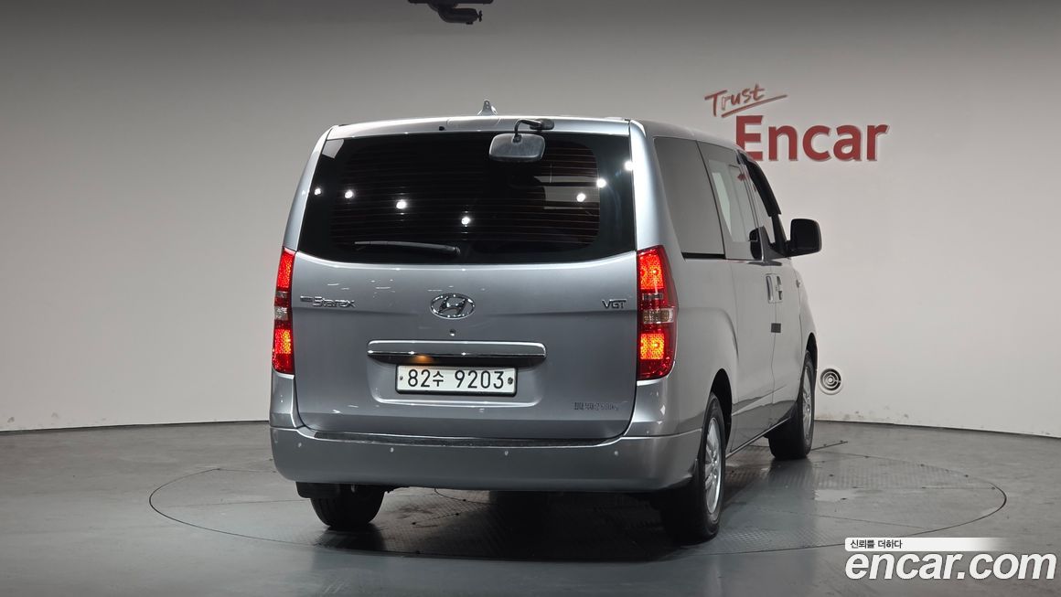Hyundai Starex 2016