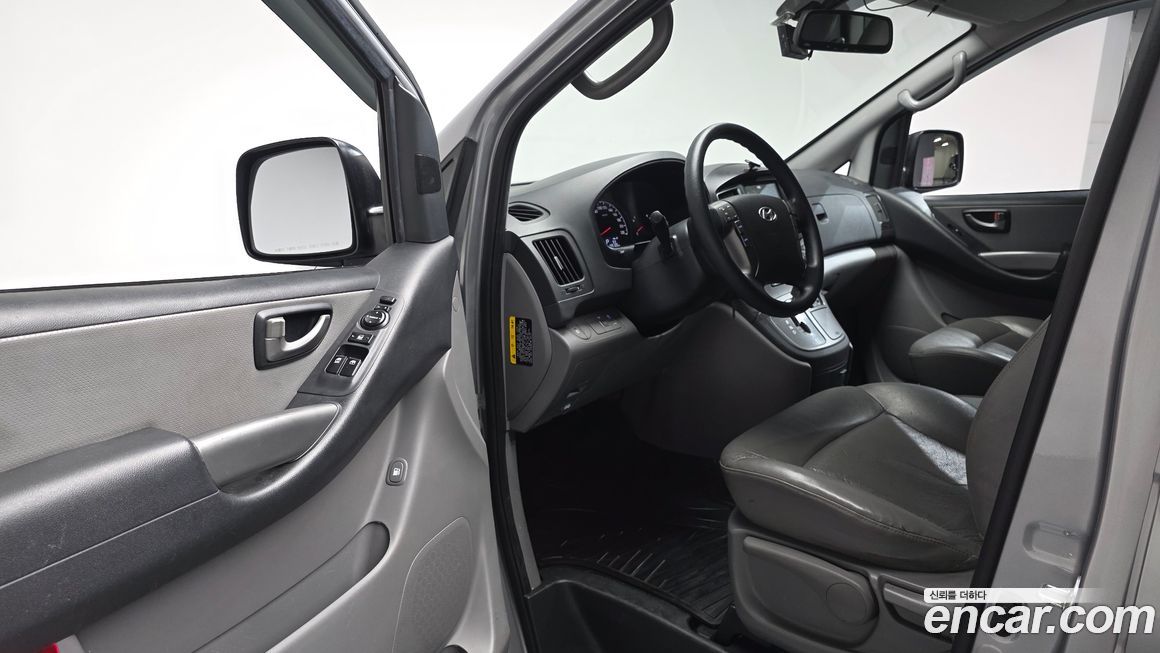 Hyundai Starex 2016