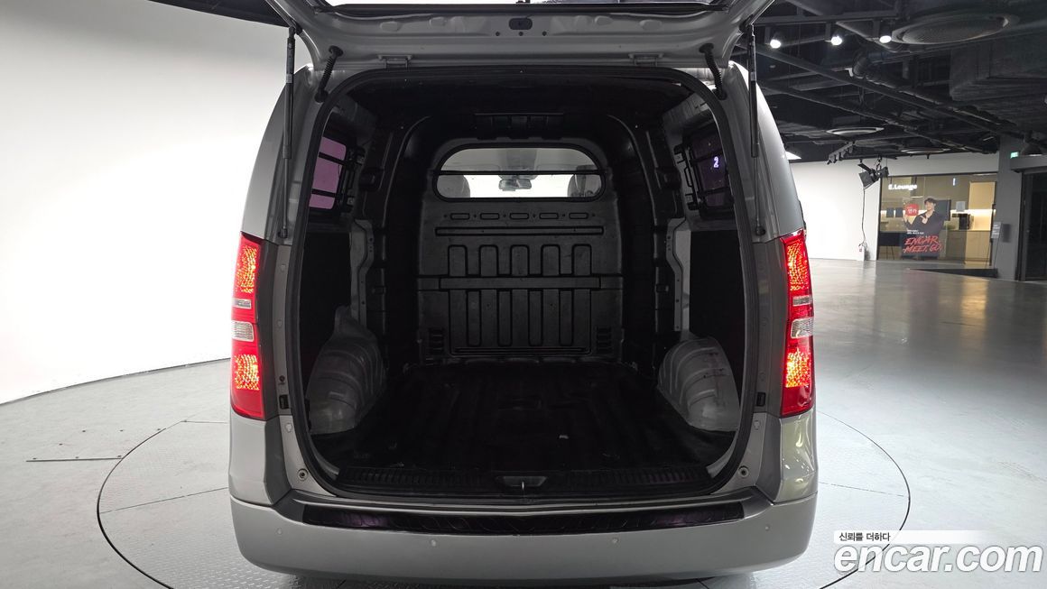 Hyundai Starex 2016
